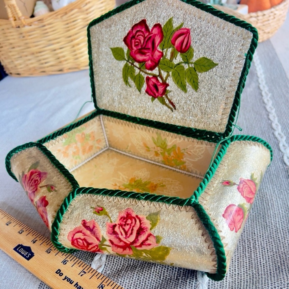 Vintage 1940’s Handmade Greeting Card Trinket, Notions Box Rose Folk Art
